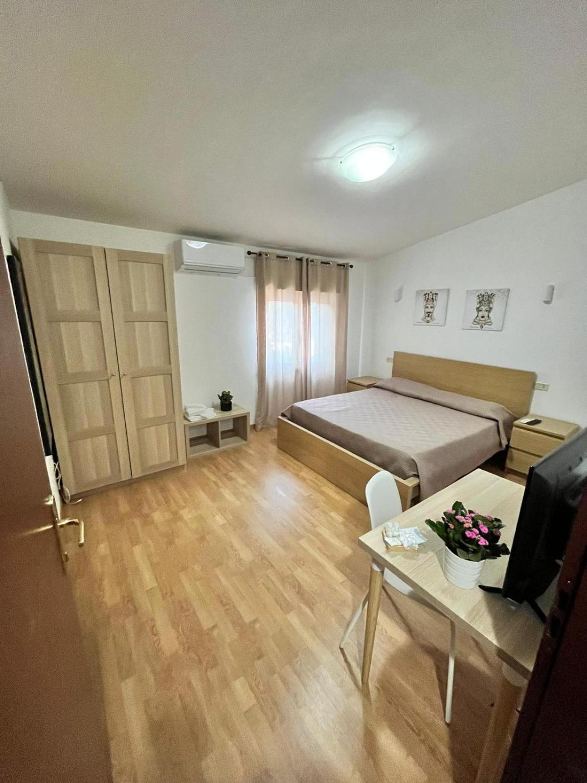 B&B Troisi Racalmuto Luaran gambar